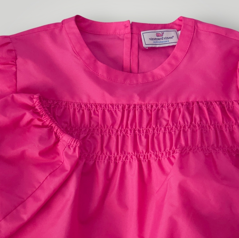 Vineyard Vines Girls Medium Sweet Taffy Pink Smocked Top Barbiecore Preppy‎